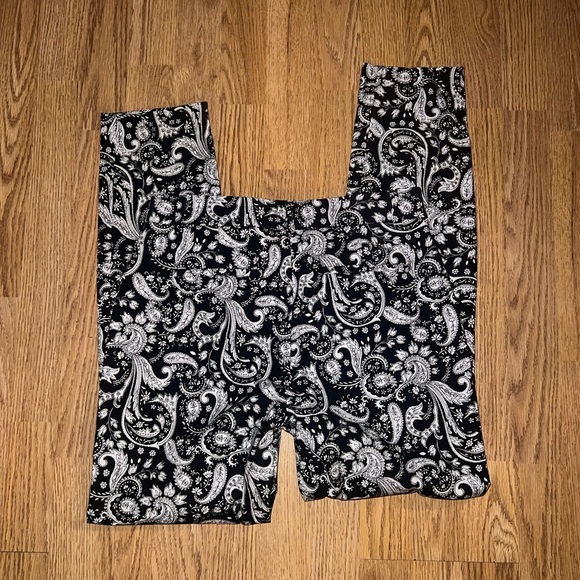 Express Pants - Picture 5 of 5